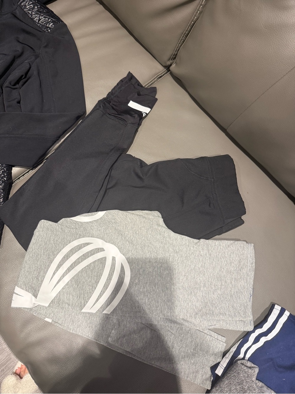 Athletic Bundle XS/S - Picture 4 of 6